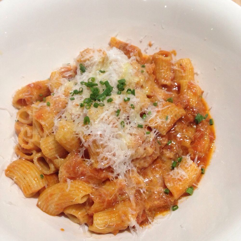 Levetto Aurora - Rigatoni - Pizza Near Me - Aurora, Ontario Levetto Aurora - Rigatoni - Pizza Near Me - Aurora, Ontario