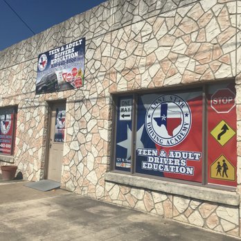 Lone Star Driving Academy - Driving Schools Near Me - Devine, Texas