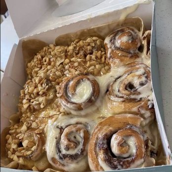 Cinnabon - Bakeries Near Me - Honolulu, Hawaii