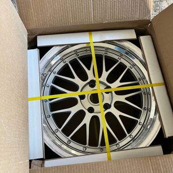 VR Wheels - Wheels packaged very well to avoid damage - Auto Parts & Supplies Near Me - Industry, California VR Wheels - Wheels packaged very well to avoid damage - Auto Parts & Supplies Near Me - Industry, California