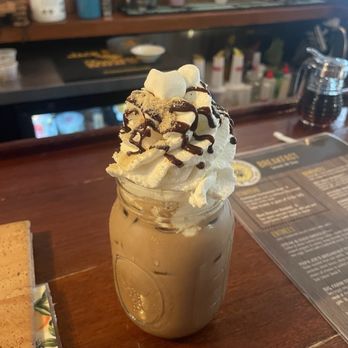 The Bee & the Biscuit - Smores Latte - Breakfast & Brunch Near Me - Virginia Beach, Virginia