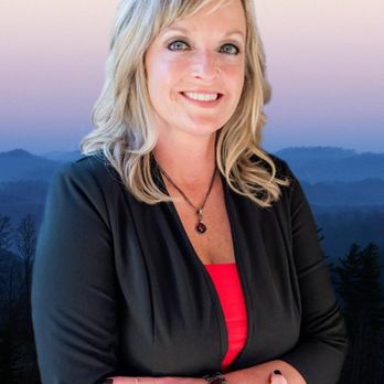 Yvonne G Wampler - RE/MAX Cavaliers - Real Estate Agents Near Me - Wise, Virginia Yvonne G Wampler - RE/MAX Cavaliers - Real Estate Agents Near Me - Wise, Virginia