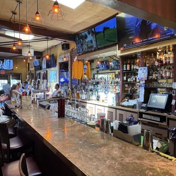 The Clipper Tavern - Interior - Burgers Near Me - Portsmouth, New Hampshire