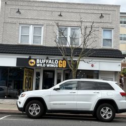 Buffalo Wild Wings “Go” - Outside