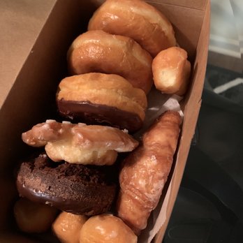 Dough In The Box Donuts - Half dozen doughnuts and a few extra treats complementary - Donuts Near Me - Austell, Georgia Dough In The Box Donuts - Half dozen doughnuts and a few extra treats complementary - Donuts Near Me - Austell, Georgia