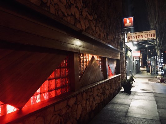 Kenton Club by null