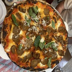 Puglia Pizzeria - Margherita Verace 16" w/ meatballs