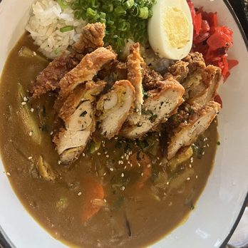 Berkeley Social Club - Curry with fried chicken - Breakfast & Brunch Near Me - Berkeley, California