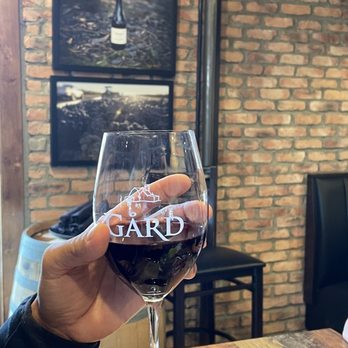 Gard Public House - The Don, great wine - Wine Tasting Room Near Me - Royal City, Washington Gard Public House - The Don, great wine - Wine Tasting Room Near Me - Royal City, Washington