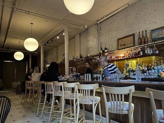 Bar Maritime by null
