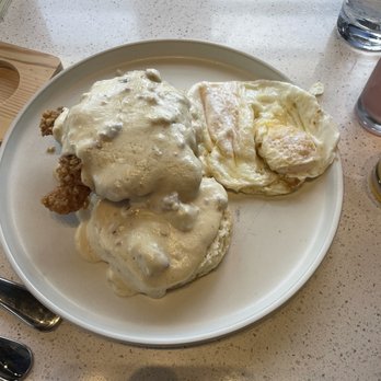 Coastal Skillet - Chicken, biscuit, gravy, eggs - Breakfast & Brunch Near Me - Charleston, South Carolina Coastal Skillet - Chicken, biscuit, gravy, eggs - Breakfast & Brunch Near Me - Charleston, South Carolina