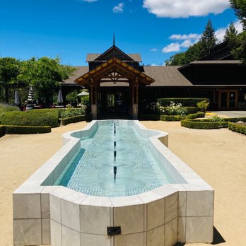 Matrix Winery - Fountain at the entrance. - Wineries Near Me - Healdsburg, California Matrix Winery - Fountain at the entrance. - Wineries Near Me - Healdsburg, California