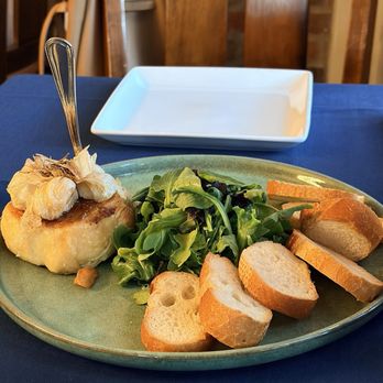 Farm House - Baked brie - New American Near Me - Belmont, California