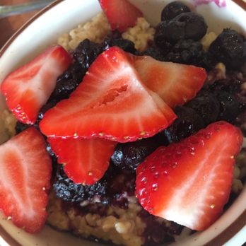 Another Broken Egg Cafe - Oatmeal - Breakfast & Brunch Near Me - Pembroke Pines, Florida Another Broken Egg Cafe - Oatmeal - Breakfast & Brunch Near Me - Pembroke Pines, Florida
