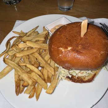 Roe Seafood Restaurant - Chicken sandwich was fire- but the fries aren't very good. - Seafood Near Me - Long Beach, California