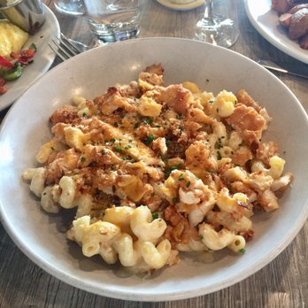 Ginger and Baker - Mac n cheese with fried chicken - Cafes Near Me - Fort Collins, Colorado Ginger and Baker - Mac n cheese with fried chicken - Cafes Near Me - Fort Collins, Colorado