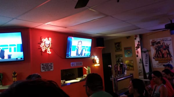 Hampton Station Pizza & Records by null