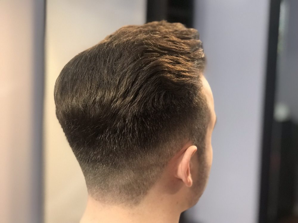 BT Hair Salon Logo