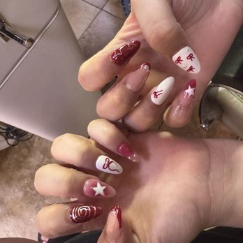 Posh Nails & Spa - Waxing Near Me - Riverside, California