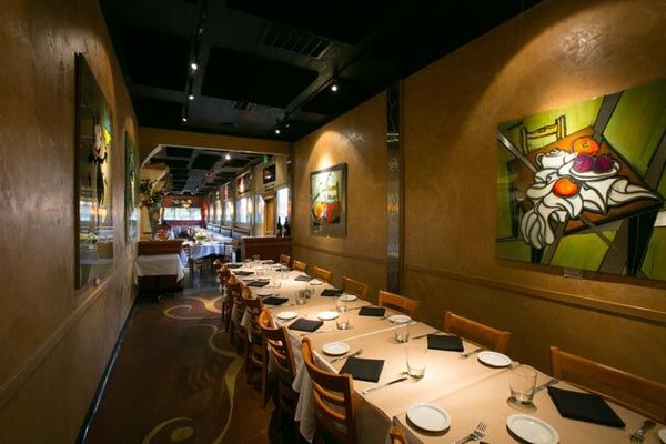 Max's Bistro & Bar by null