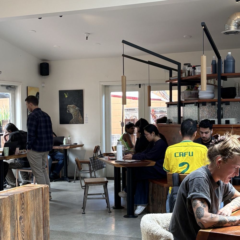 11th Hour Coffee - Open seating with fresh sea breeze - Coffee & Tea Near Me - Santa Cruz, California