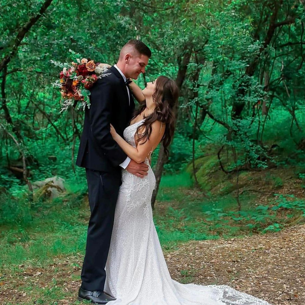 LUPE’S ALTERATIONS Updated June 2024 18 Photos 262 Main St