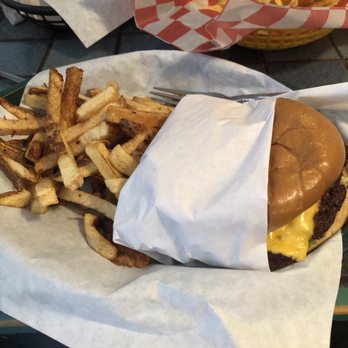 Alicia's Burrito Place - Fantastic burger! - Mexican Near Me - Alpine, Texas Alicia's Burrito Place - Fantastic burger! - Mexican Near Me - Alpine, Texas