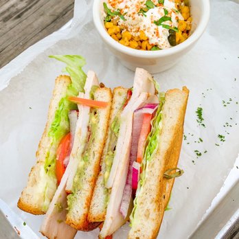 Bungalow Heights - Turkey Sandwich & Street Corn (@paigeeatshouston on Instagram) - Bars Near Me - Houston, Texas
