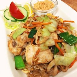 PanPan Sushi - Phad thai!
