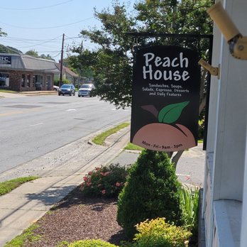 Peach House Restaurant - Front sign - Salad Near Me - Kinston, North Carolina Peach House Restaurant - Front sign - Salad Near Me - Kinston, North Carolina