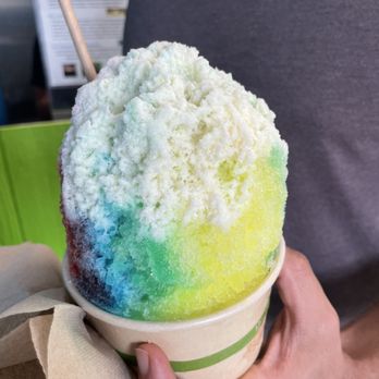 Jojo's Shave Ice - Rainbow with cream - Shaved Ice Near Me - Kapaa, Hawaii
