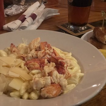 Side Street Cafe - Lobster Mac and cheese - American Near Me - Bar Harbor, Maine Side Street Cafe - Lobster Mac and cheese - American Near Me - Bar Harbor, Maine