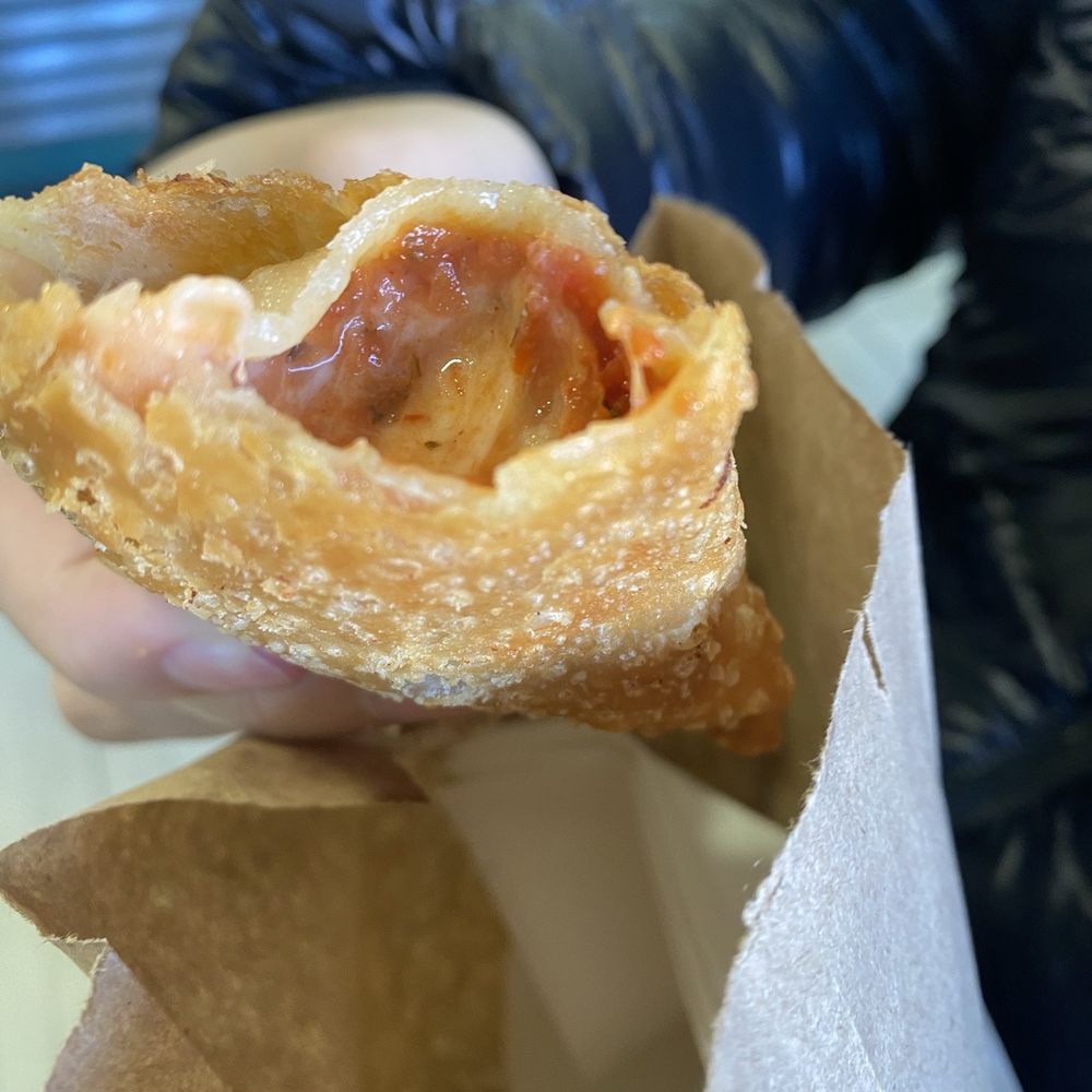 Pizza empanada