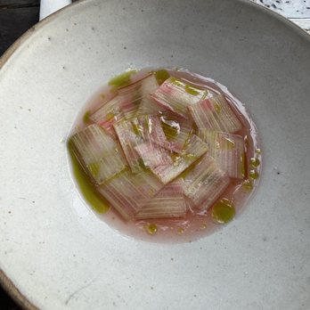 Houlme - Scallop crudo $30 - Pizza Near Me - Eastsound, Washington