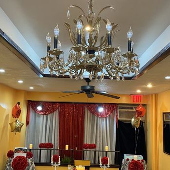 El Shaddai Eatery - Dining Room Decor - Venues & Event Spaces Near Me - Brooklyn, New York El Shaddai Eatery - Dining Room Decor - Venues & Event Spaces Near Me - Brooklyn, New York