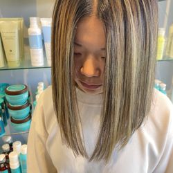Mechi beauty - From black to ashy blonde