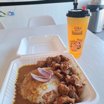 Bubble & Pearl's Boba Lab - Chicken curry with rice - Bubble Tea Near Me - Corona, California Bubble & Pearl's Boba Lab - Chicken curry with rice - Bubble Tea Near Me - Corona, California