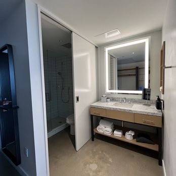 Canopy by Hilton Austin Downtown - Bathhroom - Hotels Near Me - Austin, Texas