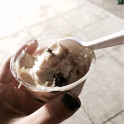 Scoop Du Jour Ice Creamery - Kids size vanilla caramel swirl flavor