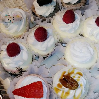Cheesecake Dreamations - We got a dozen of mini cheesecakes - Desserts Near Me - Marina, California Cheesecake Dreamations - We got a dozen of mini cheesecakes - Desserts Near Me - Marina, California