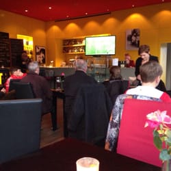 Kult-Cafe - TV Samstag Sky Bayern gegen Augsburg