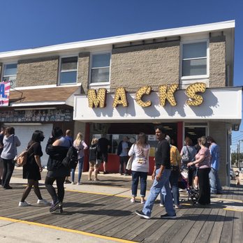 Mack's Pizza - Crowded - Pizza Near Me - Wildwood, New Jersey Mack's Pizza - Crowded - Pizza Near Me - Wildwood, New Jersey