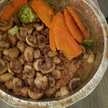 Lanza's Restaurant - Italian Near Me - Kings Beach, California