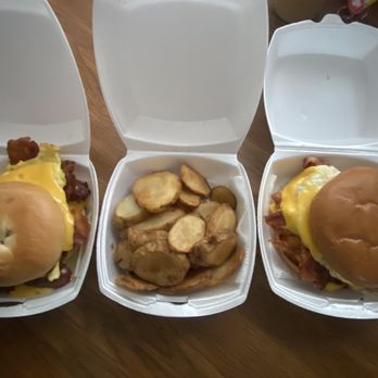 Beach Road Round-Up - Breakfast & Brunch Near Me - Chincoteague Island, Virginia Beach Road Round-Up - Breakfast & Brunch Near Me - Chincoteague Island, Virginia