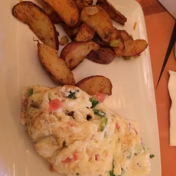 Ale & Compass Restaurant - Egg white omelet - American Near Me - Orlando, Florida Ale & Compass Restaurant - Egg white omelet - American Near Me - Orlando, Florida