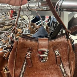 Goodwill Industries of the Columbia Willamette - Vintage Wilson Leather bag