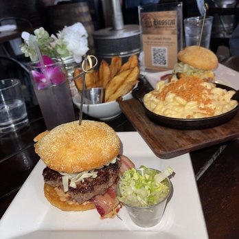 Bosscat Kitchen & Libations - Burger, mac and cheese, and fries - New American Near Me - Irvine, California
