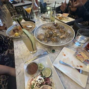 Stir - Blackened mahi tacos, elderflower sour, house oysters - Cocktail Bars Near Me - Greenville, South Carolina