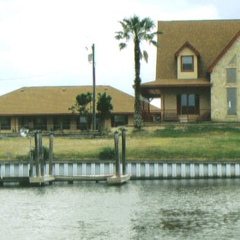 Atascosa Outlook Bed and Breakfast - Beautiful accommodations in Arroyo City for all your fishing and birding desire. Call Fran and Larry at 956-748-0600. - Bed & Breakfast Near Me - Rio Hondo, Texas Atascosa Outlook Bed and Breakfast - Beautiful accommodations in Arroyo City for all your fishing and birding desire. Call Fran and Larry at 956-748-0600. - Bed & Breakfast Near Me - Rio Hondo, Texas