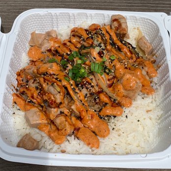 Da Bald Guy - Pan Fried Poke - Food Trucks Near Me - Kahuku, Hawaii